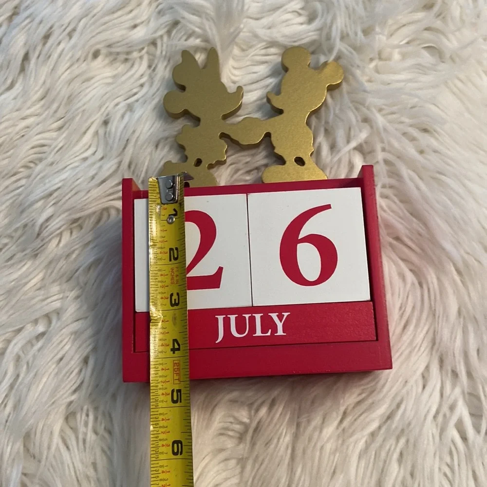 Disney Mini and Micky Wooden Calendar excellent condition color red and white